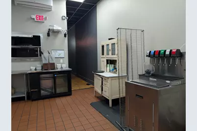 518 Lincolnway Way, La Porte, IN 46350 - Photo 21