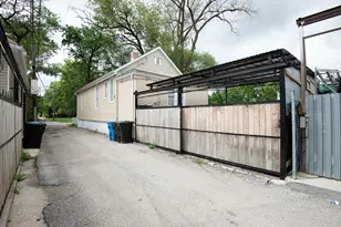 1016 W 57th St, Chicago, IL 60621 - Photo 13