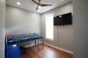 1016 W 57th St, Chicago, IL 60621 - Photo 7