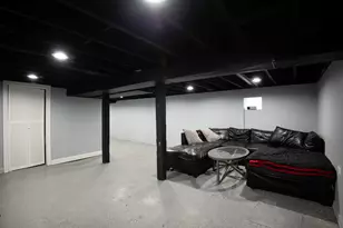 1016 W 57th St, Chicago, IL 60621 - Photo 11