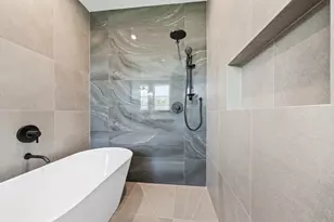 3249 S Calumet Ave, Chicago, IL 60616 - Photo 19