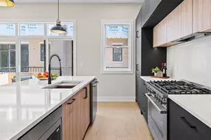 3249 S Calumet Ave, Chicago, IL 60616 - Photo 9