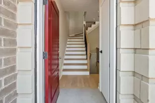 3249 S Calumet Ave, Chicago, IL 60616 - Photo 3