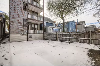 3720 W Eddy Street, Chicago, IL 60618 - Photo 11