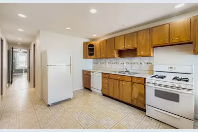 3720 W Eddy Street, Chicago, IL 60618 - Photo 5