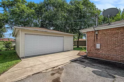 1261 Balmoral Avenue, Calumet City, IL 60409 - Photo 15
