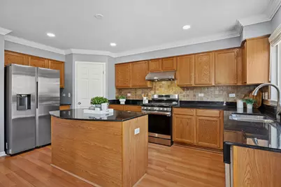 1480 Tudor Drive, Mundelein, IL 60060 - Photo 9