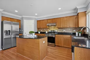 1480 Tudor Dr, Mundelein, IL 60060 - Photo 9