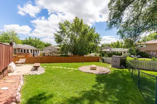 4100 N Victoria Dr, Hoffman Estates, IL 60192 - Photo 29