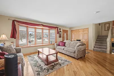 4100 N Victoria Drive, Hoffman Estates, IL 60192 - Photo 5