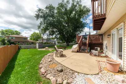 4100 N Victoria Drive, Hoffman Estates, IL 60192 - Photo 33