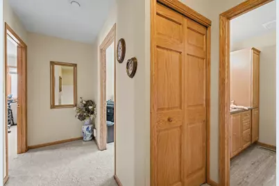 4100 N Victoria Drive, Hoffman Estates, IL 60192 - Photo 13