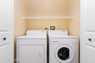 1221 Orleans Dr, Mundelein, IL 60060 - Photo 13