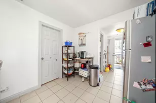 142 W Swann St, Chicago, IL 60609 - Photo 11