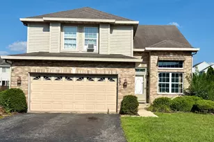 135 Treehouse Rd, Matteson, IL 60443 - Photo 1