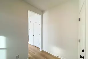 94 W Crabapple Ave, Cortland, IL 60112 - Photo 33