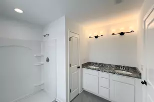 94 W Crabapple Ave, Cortland, IL 60112 - Photo 29