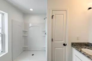 94 W Crabapple Ave, Cortland, IL 60112 - Photo 31