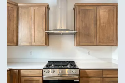 94 W Crabapple Avenue, Cortland, IL 60112 - Photo 15