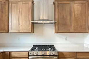 94 W Crabapple Ave, Cortland, IL 60112 - Photo 15