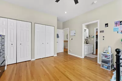 9341 S 82nd Avenue, Hickory Hills, IL 60457 - Photo 13