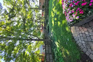 7930 Grant St, Darien, IL 60561 - Photo 23