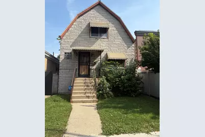 3718 W Addison Street, Chicago, IL 60618 - Photo 1