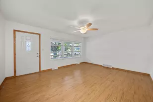 249 W Nebraska St, Frankfort, IL 60423 - Photo 7