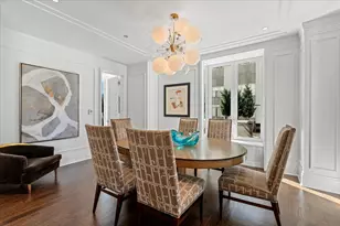 159 E Walton Pl, Chicago, IL 60611 - Photo 5