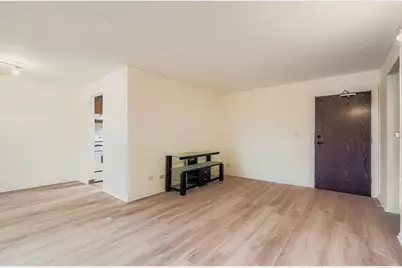 1463 Mercury Drive #202, Schaumburg, IL 60193 - Photo 3