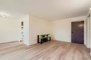 1463 Mercury Dr, Schaumburg, IL 60193 - Photo 3