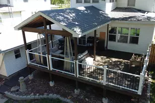 425 S 4th St, Watseka, IL 60970 - Photo 9