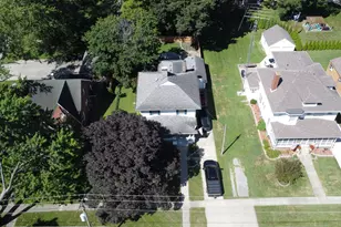 425 S 4th St, Watseka, IL 60970 - Photo 11