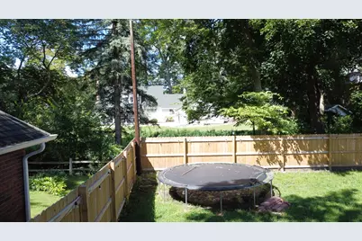 425 S 4th Street, Watseka, IL 60970 - Photo 5