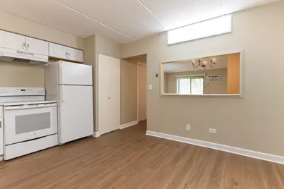 953 N Rohlwing Road #GB, Addison, IL 60101 - Photo 9