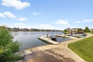 8703 Bridgewater Ct, Winfield, IN 46307 - Photo 9