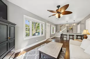 1115 N Main St, Wheaton, IL 60187 - Photo 9