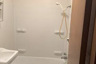 1604 Kirk Ln, Champaign, IL 61821 - Photo 7