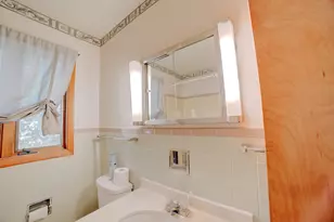 911 E Locust St, Watseka, IL 60970 - Photo 27