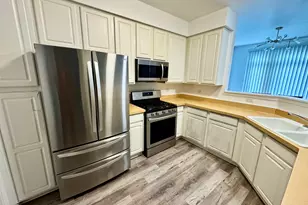 24041 W Walnut Circle, Plainfield, IL 60585 - Photo 9