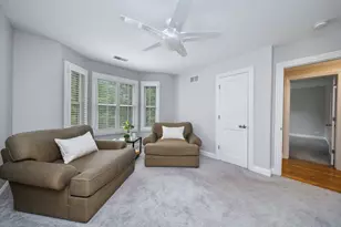 360 N Main St, Glen Ellyn, IL 60137 - Photo 21