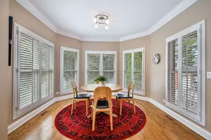 360 N Main St, Glen Ellyn, IL 60137 - Photo 7