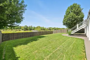 26 N Berkshire Ln, Round Lake, IL 60073 - Photo 43