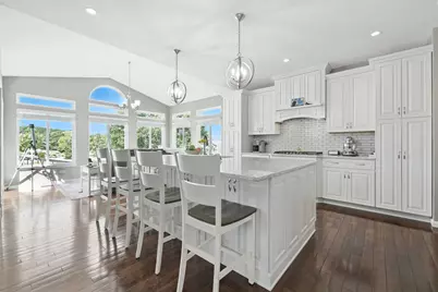 26 N Berkshire Lane, Round Lake, IL 60073 - Photo 5