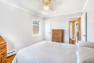 8129 Lake St, River Forest, IL 60305 - Photo 13