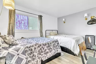 439 N Fairfield Avenue, Lombard, IL 60148 - Photo 13