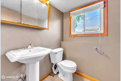 439 N Fairfield Avenue, Lombard, IL 60148 - Photo 17