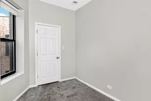 4055 S Calumet Ave, Chicago, IL 60653 - Photo 11