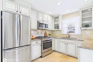 38 Lippincott Rd, Fox Lake, IL 60020 - Photo 11