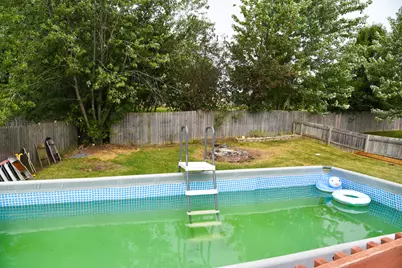 908 Countrywood Drive, Zion, IL 60099 - Photo 13